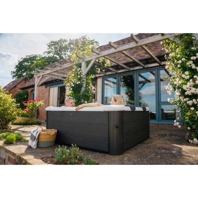 СПА-бассейн MSpa Oslo Plus F-OS063WP 180×180×65 см, 1150 л, гидромассаж и аэромассаж, квадратный