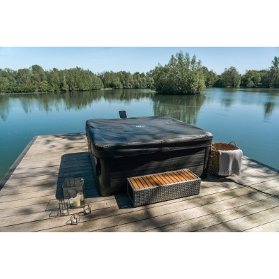 СПА-бассейн MSpa Oslo Plus F-OS063WP 180×180×65 см, 1150 л, гидромассаж и аэромассаж, квадратный